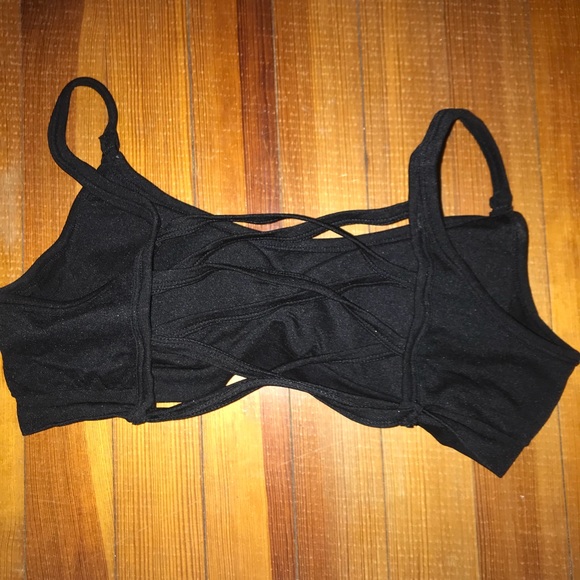 🔴- NWT Cut out  sports bra - Picture 4 of 6